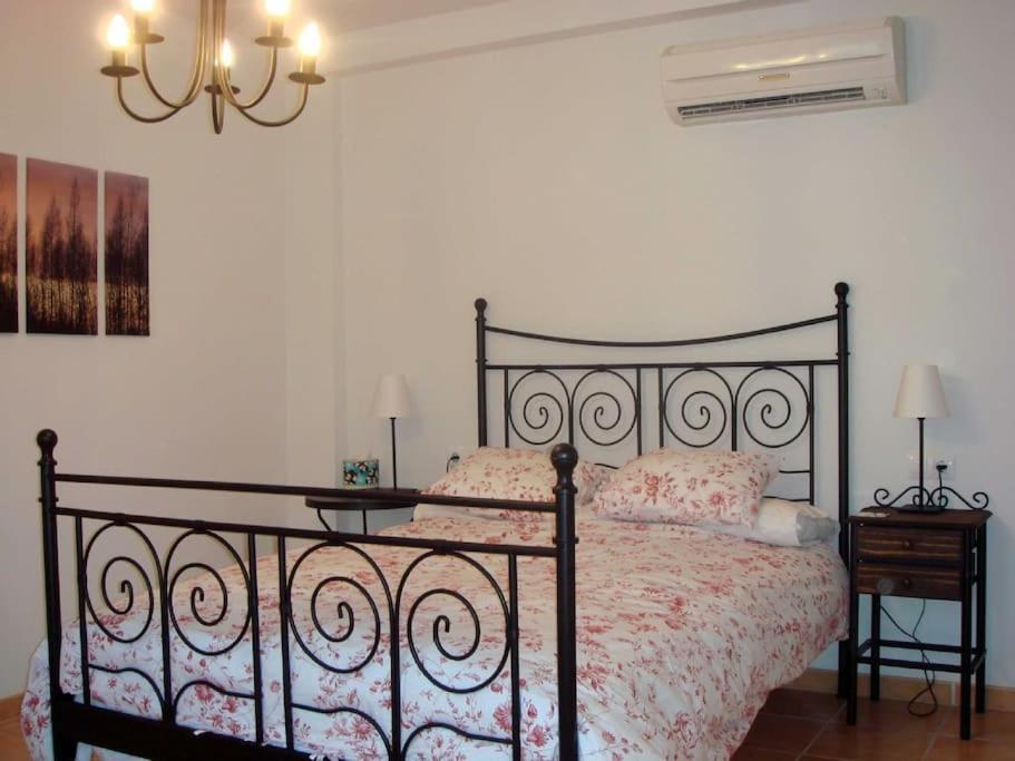 Boutique Style Apartment In Velez De Benaudalla - Near Salobrena Kültér fotó